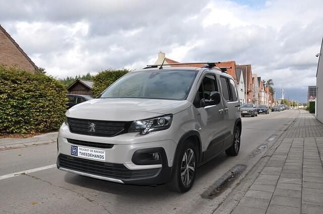Grijs Gebruikt 2020 Peugeot Rifter GT MPV | € 22.900 (Goede deal) - Afbeelding 1/4