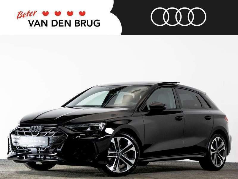 Zwart Gebruikt 2024 Audi A3 S-Line Hatchback | € 43.900 (Duur) - Afbeelding 1/4