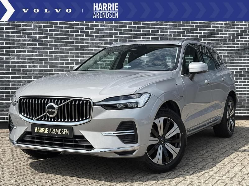 Grijs Gebruikt 2023 Volvo XC60 Plus SUV | € 46.694 (Eerlijke prijs) - Afbeelding 1/4