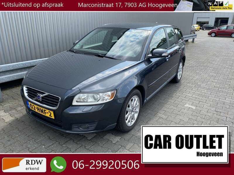 Grijs Gebruikt 2009 Volvo V50 Stationwagen | € 3.650 (Eerlijke prijs) - Afbeelding 1/4
