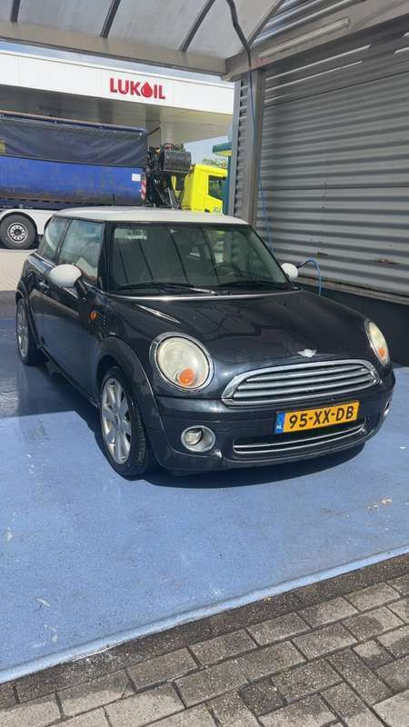 Zwart Gebruikt 2007 Mini Cooper Pepper Hatchback | € 1.500 (Super prijs) - Afbeelding 1/4