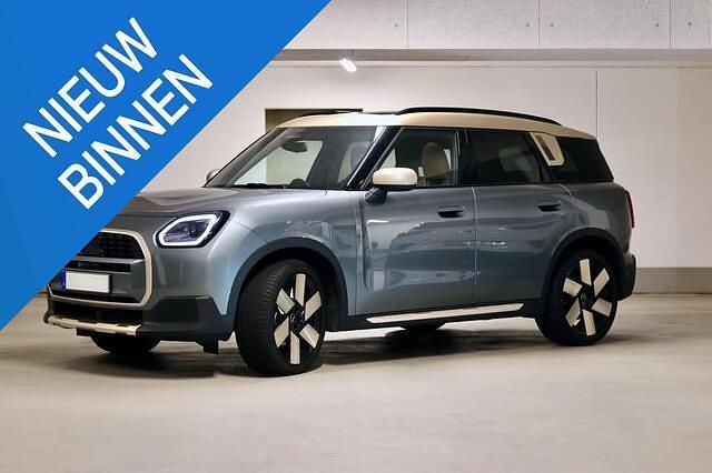 Occasion Mini Countryman Favoured 170 PK (125 kW) 2023 Groen SUV