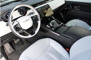 Occasion Land Rover Range Rover Sport HSE Dynamic 460 PK (338 kW) 2025 Charente brown/greylight cloud/ebony perforated leather SUV