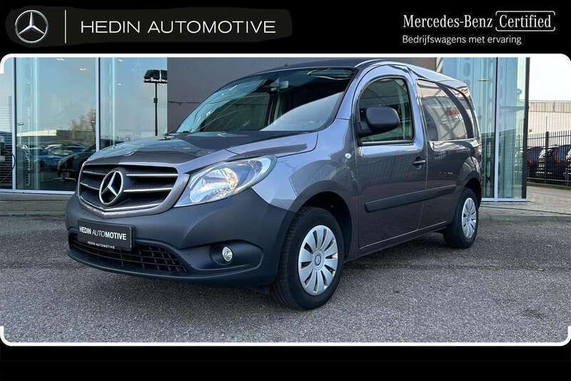 Grijs Gebruikt 2021 Mercedes Citan 108 Van | € 13.900 (Iets duurder) - Afbeelding 1/3