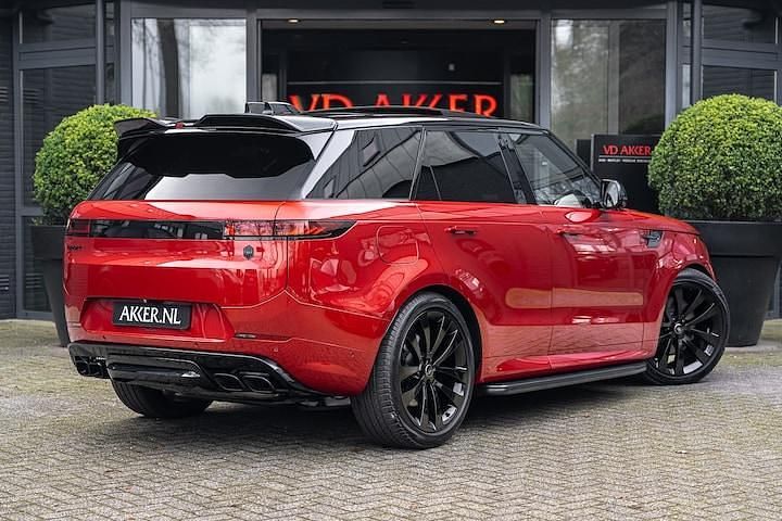 Occasion Land Rover Range Rover Sport Black Edition 2023 Rood (metallic) SUV