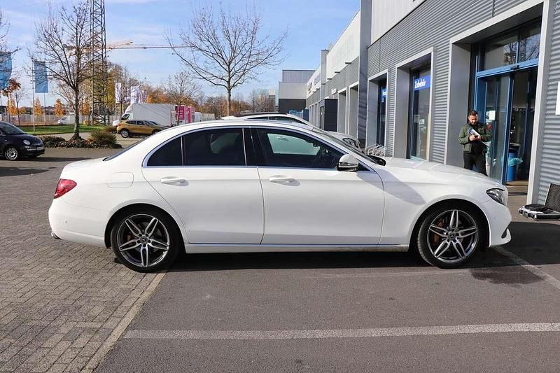 Occasion Mercedes E350 Avantgarde 258 PK (189 kW) 2017 Wit Sedan