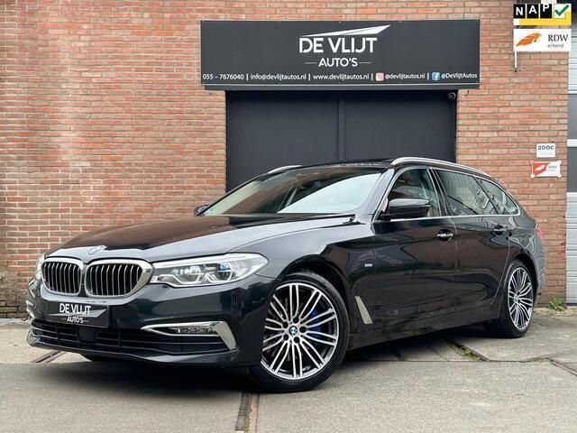 Zwart Gebruikt 2018 BMW 530 Comfort Edition Stationwagen | € 22.950 (Eerlijke prijs) - Afbeelding 1/4