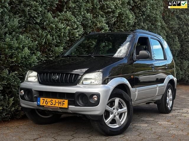 Zwart, metallic lak Gebruikt 2006 Daihatsu Terios SUV | € 4.500 (Eerlijke prijs) - Afbeelding 1/4