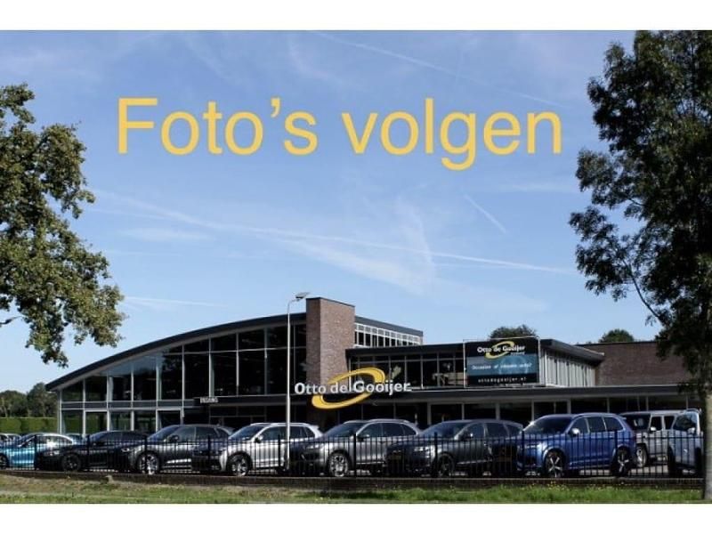 Zwart Gebruikt 2022 Porsche Panamera Platinum Edition Sedan | € 79.950 (Goede deal) - Afbeelding 1/1