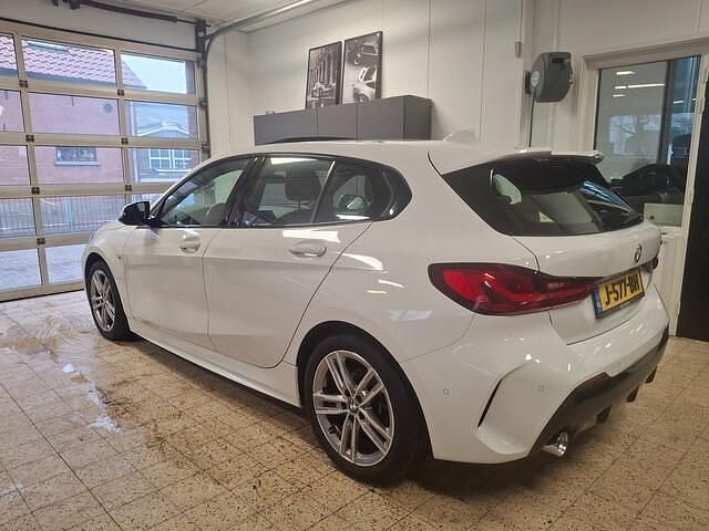 Occasion BMW 118 Executive 140 PK (102 kW) 2020 Wit Hatchback