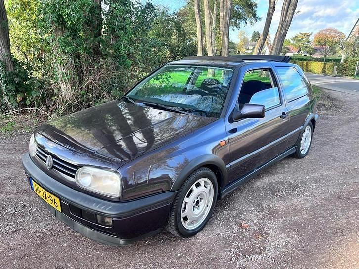 Paars Gebruikt 1994 VW Golf III GTI Hatchback | € 4.500 - Afbeelding 1/4
