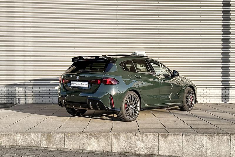 Occasion BMW 123 M Sport 218 PK (160 kW) 2026 Brewster green Hatchback