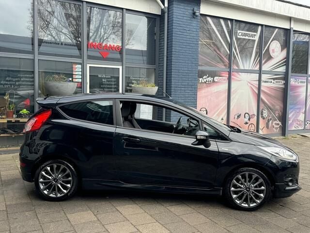 Occasion Ford Fiesta ST-Line 125 PK (91 kW) 2016 Zwart Hatchback