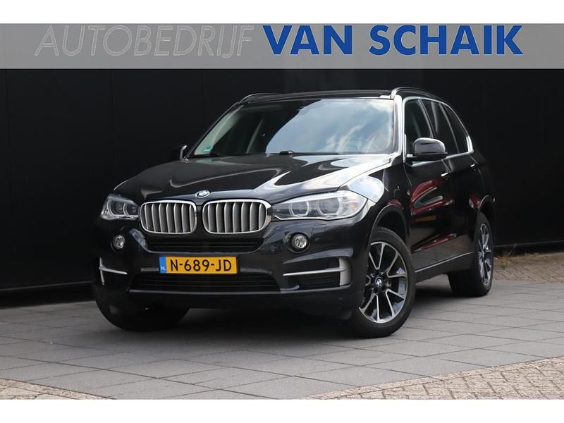 Zwart Gebruikt 2016 BMW X5 Executive SUV | € 19.999 (Super prijs) - Afbeelding 1/4