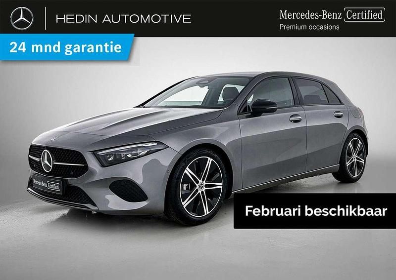 Occasion Mercedes A180 Luxury 136 PK (100 kW) 2025 Grijs Hatchback