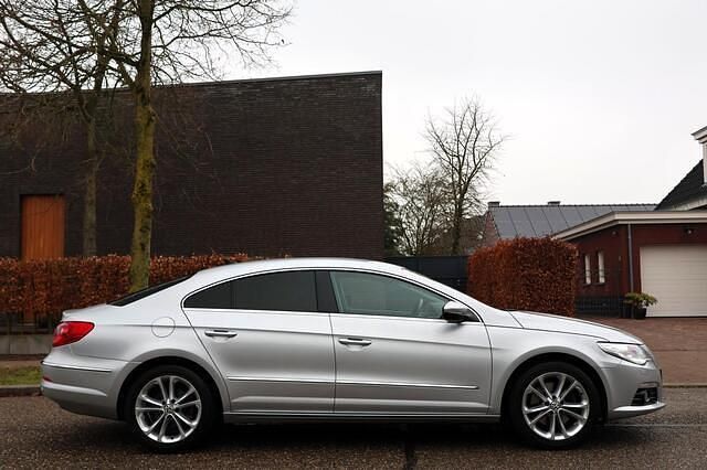 Occasion VW Passat 161 PK (118 kW) 2012 Grijs Sedan