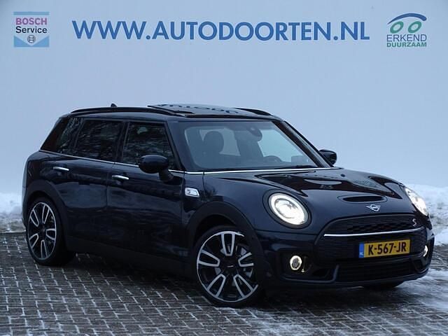 Blauw (metallic) Gebruikt 2021 Mini Cooper Clubman Stationwagen | € 26.450 (Eerlijke prijs) - Afbeelding 1/4