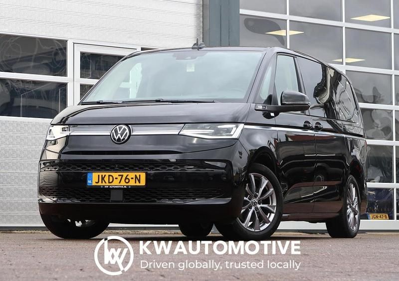 Zwart Gebruikt 2023 VW Multivan Edition Van | € 57.994 - Afbeelding 1/3