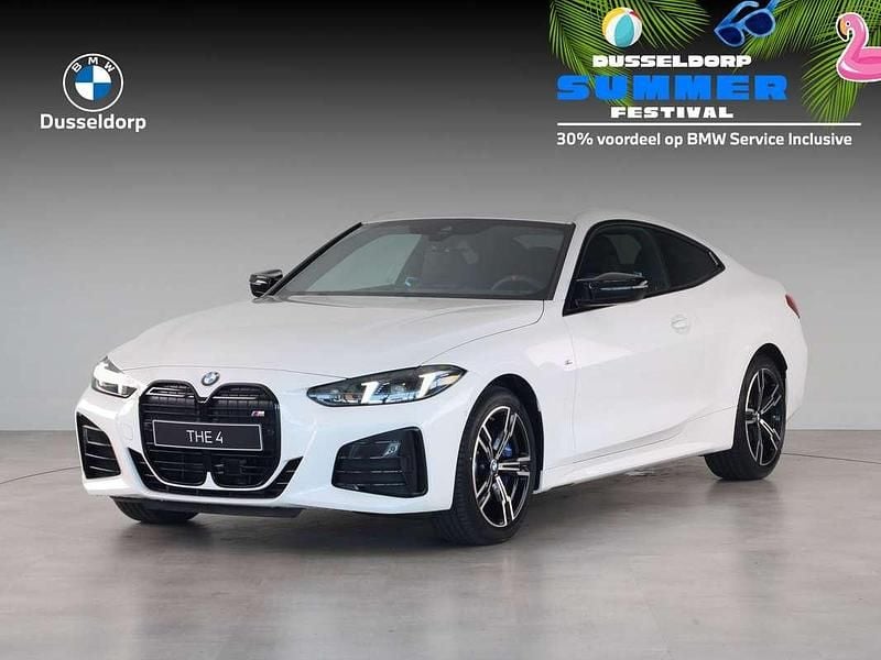 Wit, metallic lak Nieuw 2025 BMW M440 M Sport Sedan | € 103.960 (Eerlijke prijs) - Afbeelding 1/4