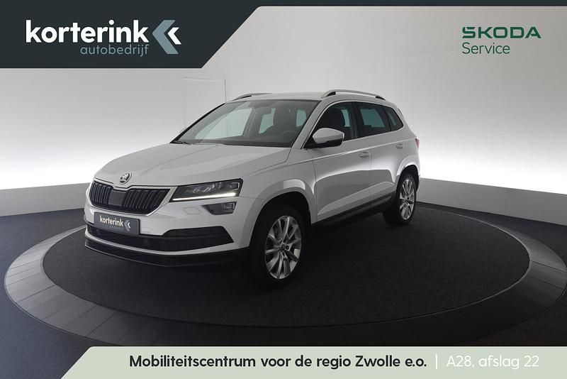 Wit Occasion 2019 Skoda Karoq Business Line SUV | € 21.950 (Iets duurder) - Afbeelding 1/4
