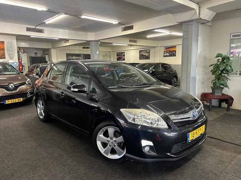 Zwart Gebruikt 2011 Toyota Auris Hybrid Hatchback | € 8.995 (Goede deal) - Afbeelding 1/4