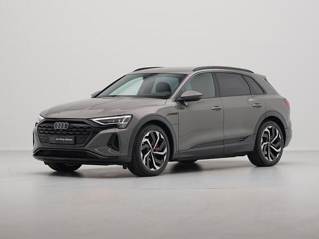 Grijs Gebruikt 2024 Audi Q8 e-tron Advanced SUV | € 71.690 - Afbeelding 1/4