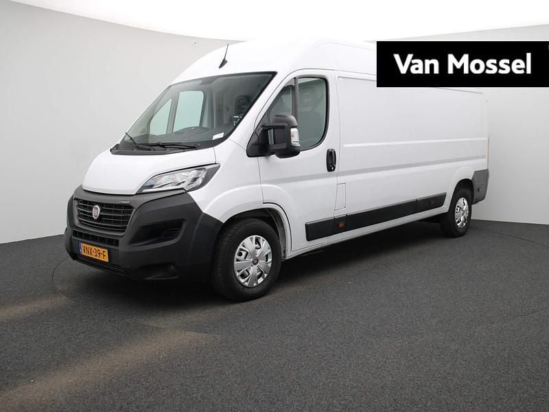 Wit Gebruikt 2022 Fiat E-Ducato Van | € 17.844 (Eerlijke prijs) - Afbeelding 1/4