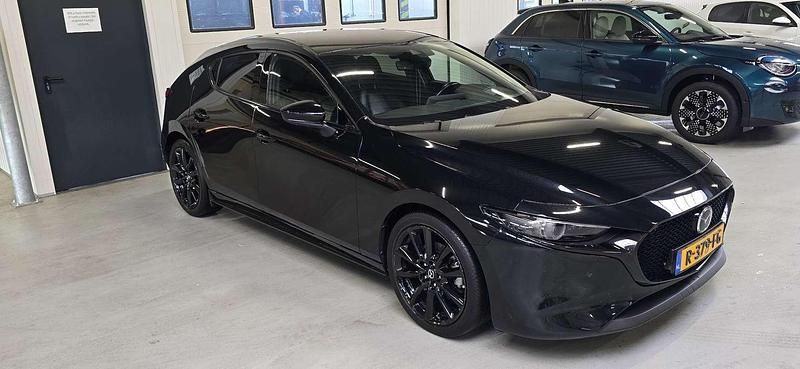 Occasion Mazda 3 Luxury 179 PK (131 kW) 2020 Zwart Hatchback