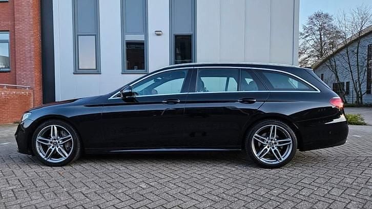Occasion Mercedes E200 Business 184 PK (135 kW) 2019 Zwart Stationwagen