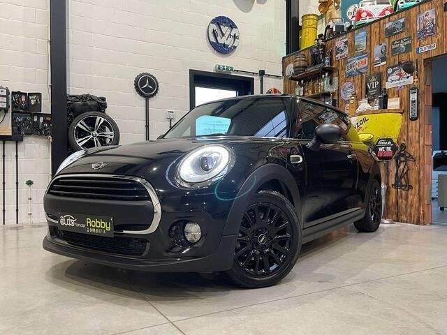 Zwart Gebruikt 2016 Mini ONE Hatchback | € 12.650 (Eerlijke prijs) - Afbeelding 1/4