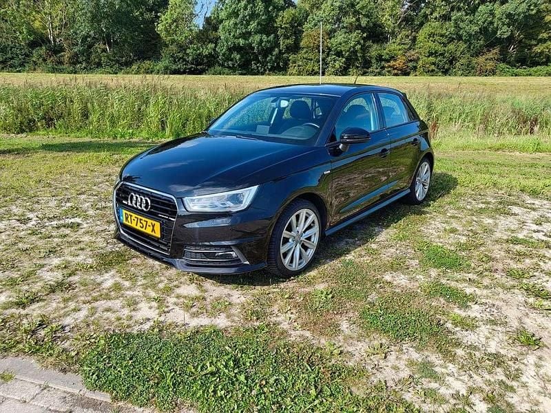 Zwart Gebruikt 2016 Audi A1 Sportback S-Line Hatchback | € 12.995 (Eerlijke prijs) - Afbeelding 1/4