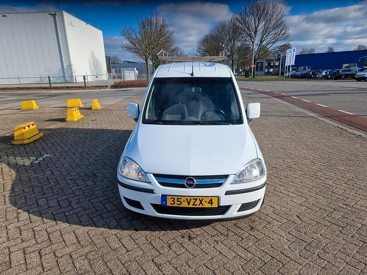 Occasion Opel Combo 74 PK (54 kW) 2009 MPV