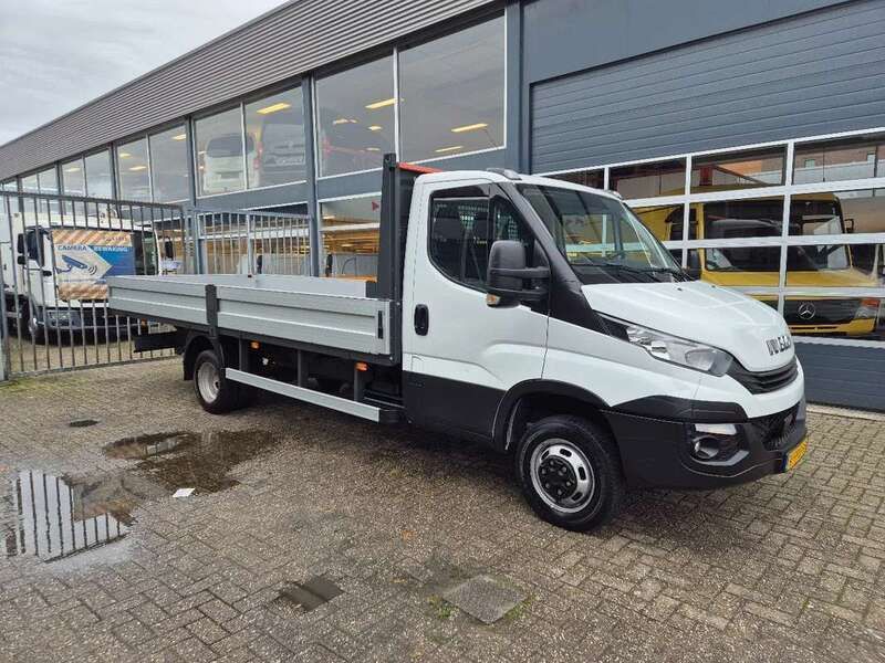 Wit Gebruikt 2019 Iveco Daily Van | € 19.950 - Afbeelding 1/4