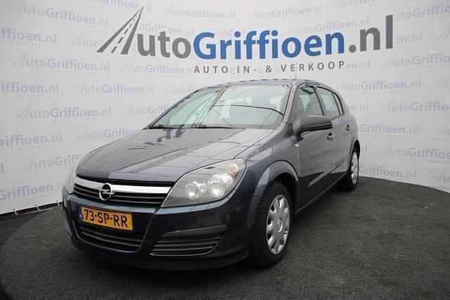 Grijs Gebruikt 2006 Opel Astra Business Hatchback | € 1.990 (Goede deal) - Afbeelding 1/4