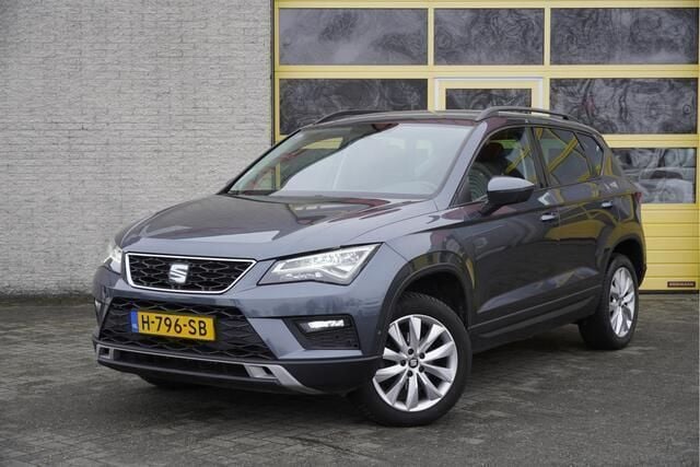 Grijs, metallic lak Gebruikt 2020 Seat Ateca Business SUV | € 15.450 (Super prijs) - Afbeelding 1/4