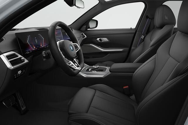 Nieuw BMW 330 Comfort Edition 291 PK (214 kW) 2025 Grijs Stationwagen