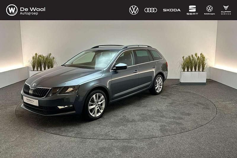 Grijs Gebruikt 2020 Skoda Octavia Business Line Stationwagen | € 19.900 (Eerlijke prijs) - Afbeelding 1/3
