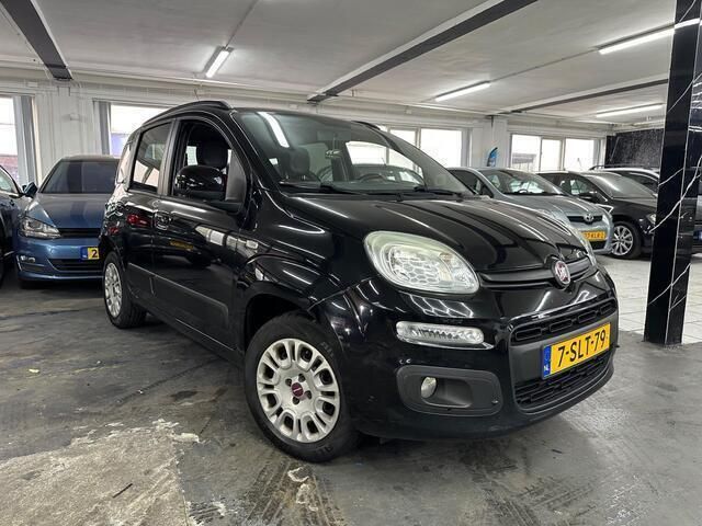 Zwart Gebruikt 2013 Fiat Panda Lounge Hatchback | € 6.250 (Eerlijke prijs) - Afbeelding 1/4