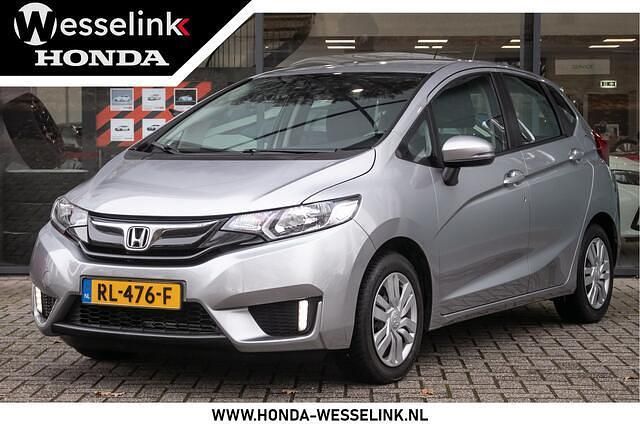 Grijs Gebruikt 2018 Honda Jazz Trend Hatchback | € 15.450 (Eerlijke prijs) - Afbeelding 1/4