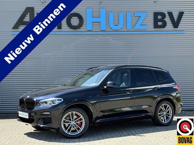 Zwart Gebruikt 2021 BMW X3 Executive SUV | € 43.990 (Goede deal) - Afbeelding 1/4