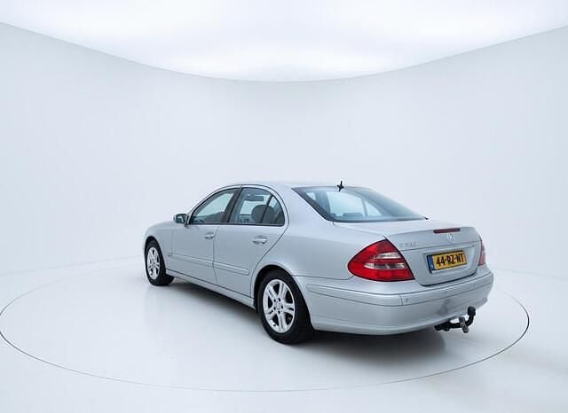 Occasion Mercedes E280 Avantgarde 231 PK (169 kW) 2005 Grijs Sedan