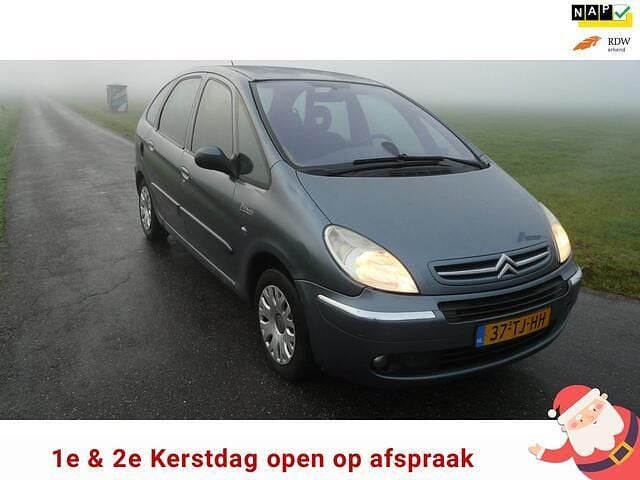 Grijs (metallic) Gebruikt 2006 Citroën Xsara Picasso MPV | € 750 (Eerlijke prijs) - Afbeelding 1/4