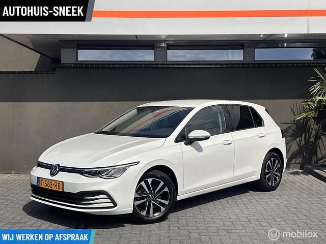 Wit Gebruikt 2021 VW Golf VIII Business Hatchback | € 17.450 (Goede deal) - Afbeelding 1/4