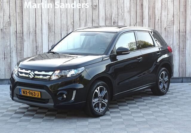 Zwart metallic Gebruikt 2017 Suzuki Vitara SUV | € 17.350 (Eerlijke prijs) - Afbeelding 1/4
