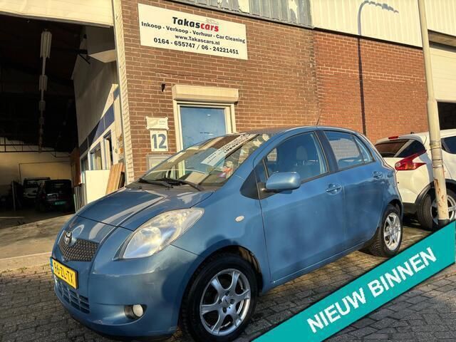 Blauw Occasion 2008 Toyota Yaris Sol Hatchback | € 2.249 (Goede deal) - Afbeelding 1/4