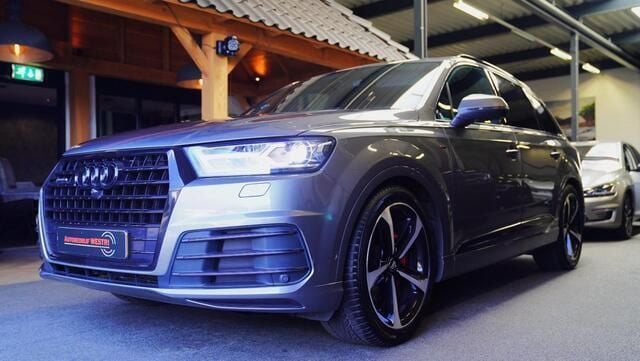 Grijs Gebruikt 2016 Audi SQ7 S-Line SUV | € 35.950 - Afbeelding 1/4