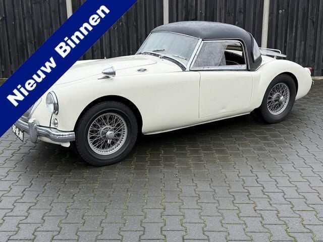 Wit Gebruikt 1957 MG MGA Cabriolet | € 22.500 - Afbeelding 1/4