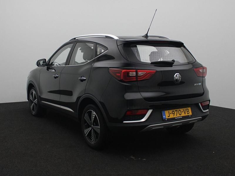 Occasion MG ZS Luxury 105 kW (143 PK) 2020 Zwart Sedan