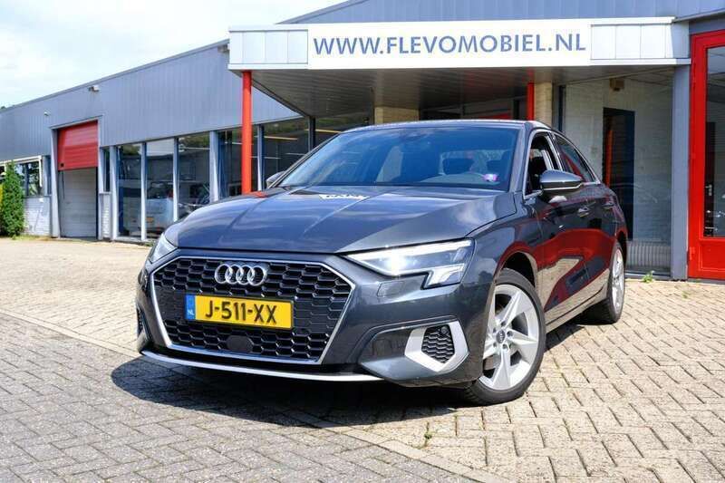 Grijs, metallic lak Gebruikt 2020 Audi A3 e-tron Business Hatchback | € 22.950 (Eerlijke prijs) - Afbeelding 1/4