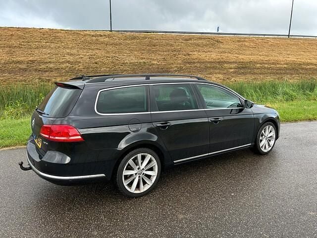 Zwart Gebruikt 2012 VW Passat Comfortline Stationwagen | € 5.450 (Goede deal) - Afbeelding 1/4